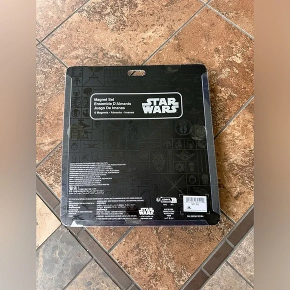 Disney Parks Star Wars Set of 6 Character Magnets - Picture 2 of 2